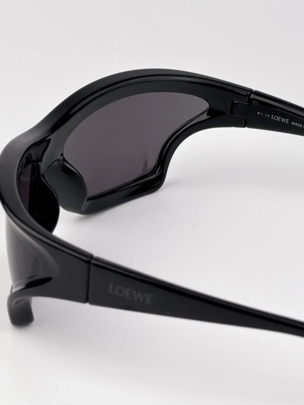Loewe x PAULA'S IBIZA Men Sunglasses – Black/Smoke Wraparound Frame LW40143U 01A